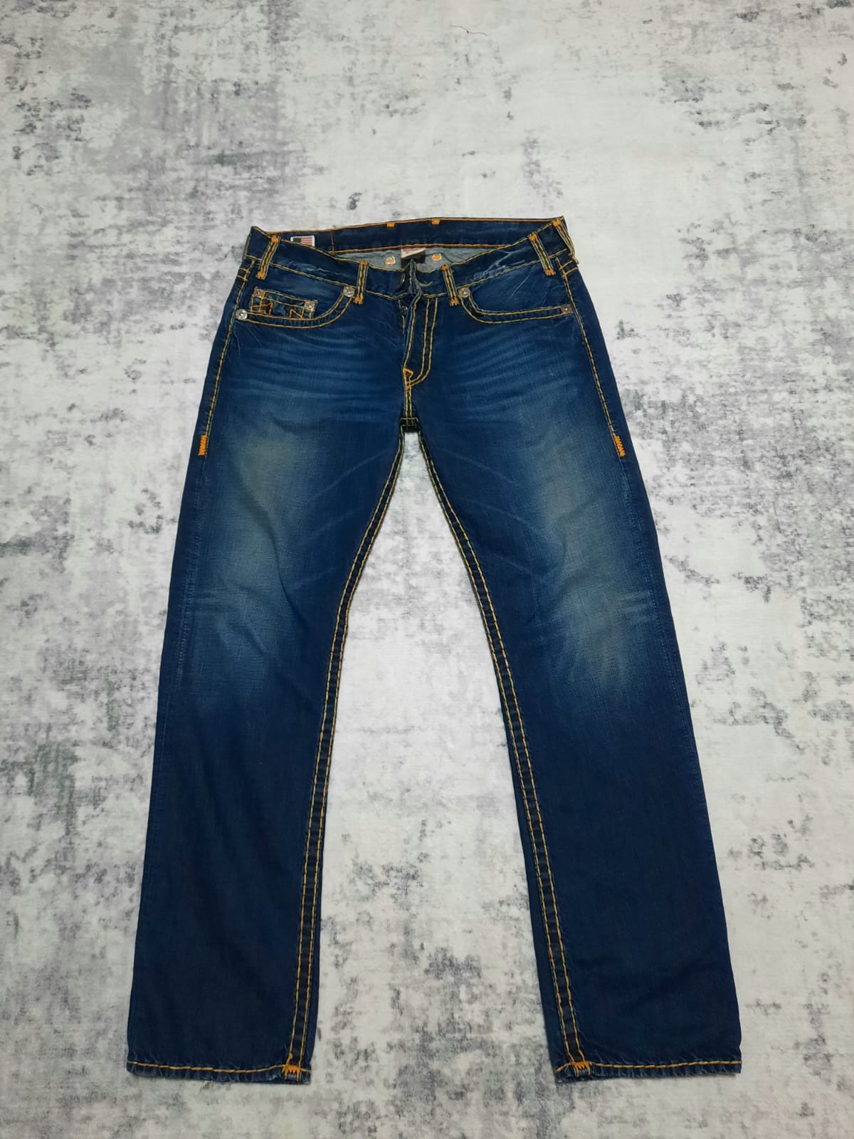 True Religion Logan Super T y2k size 36