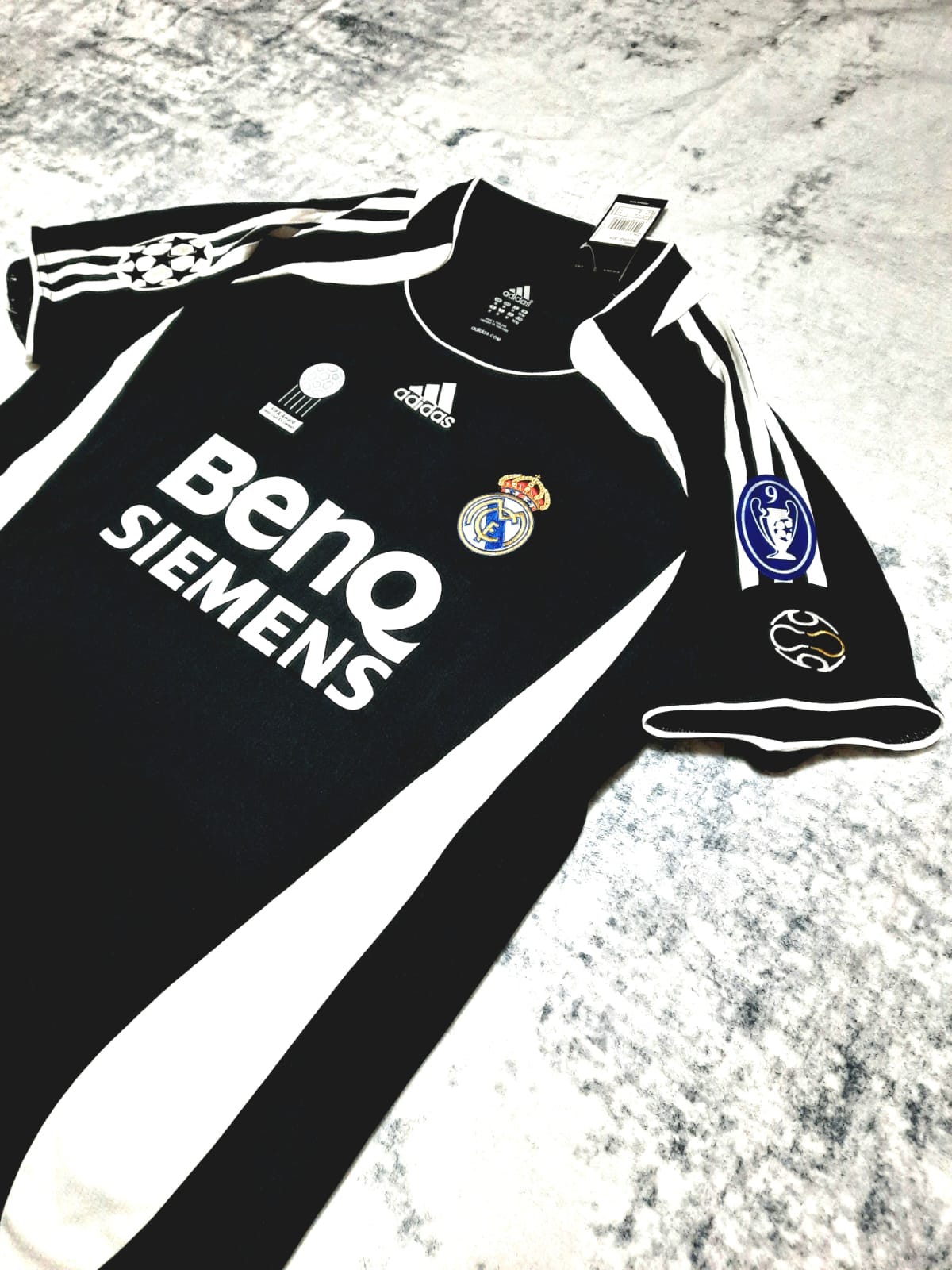 T-shirt Real Madrid Retro 06/07 Away M