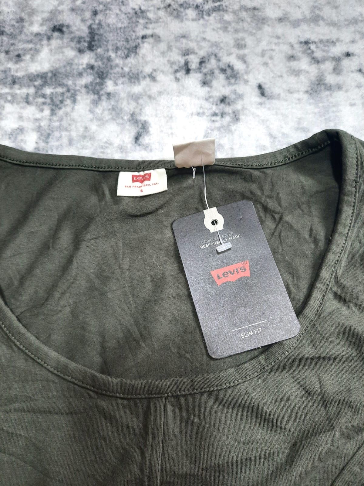 T-shirt Levi's Women Dark Green S