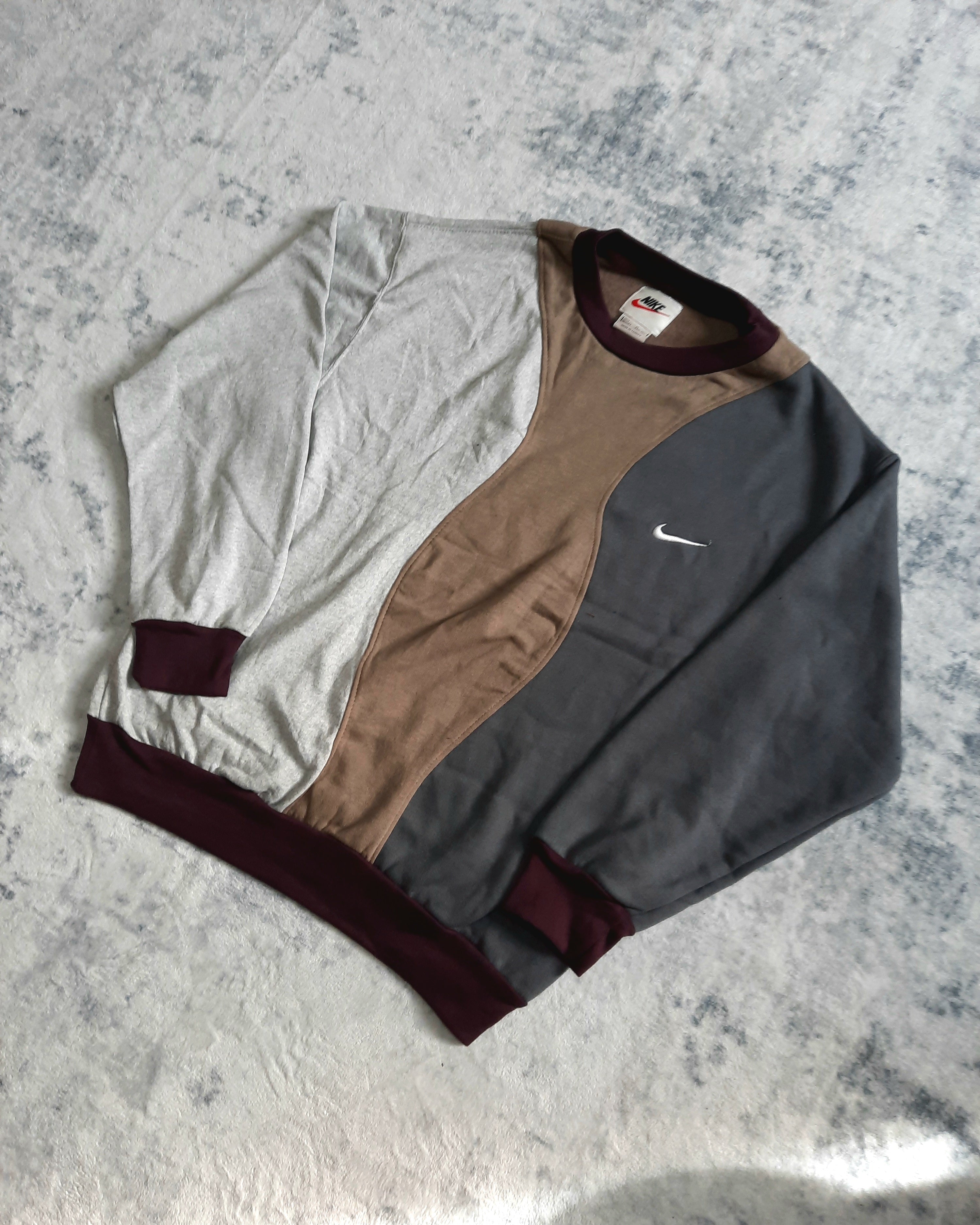 sweat nike retro dark grey, brown and white M