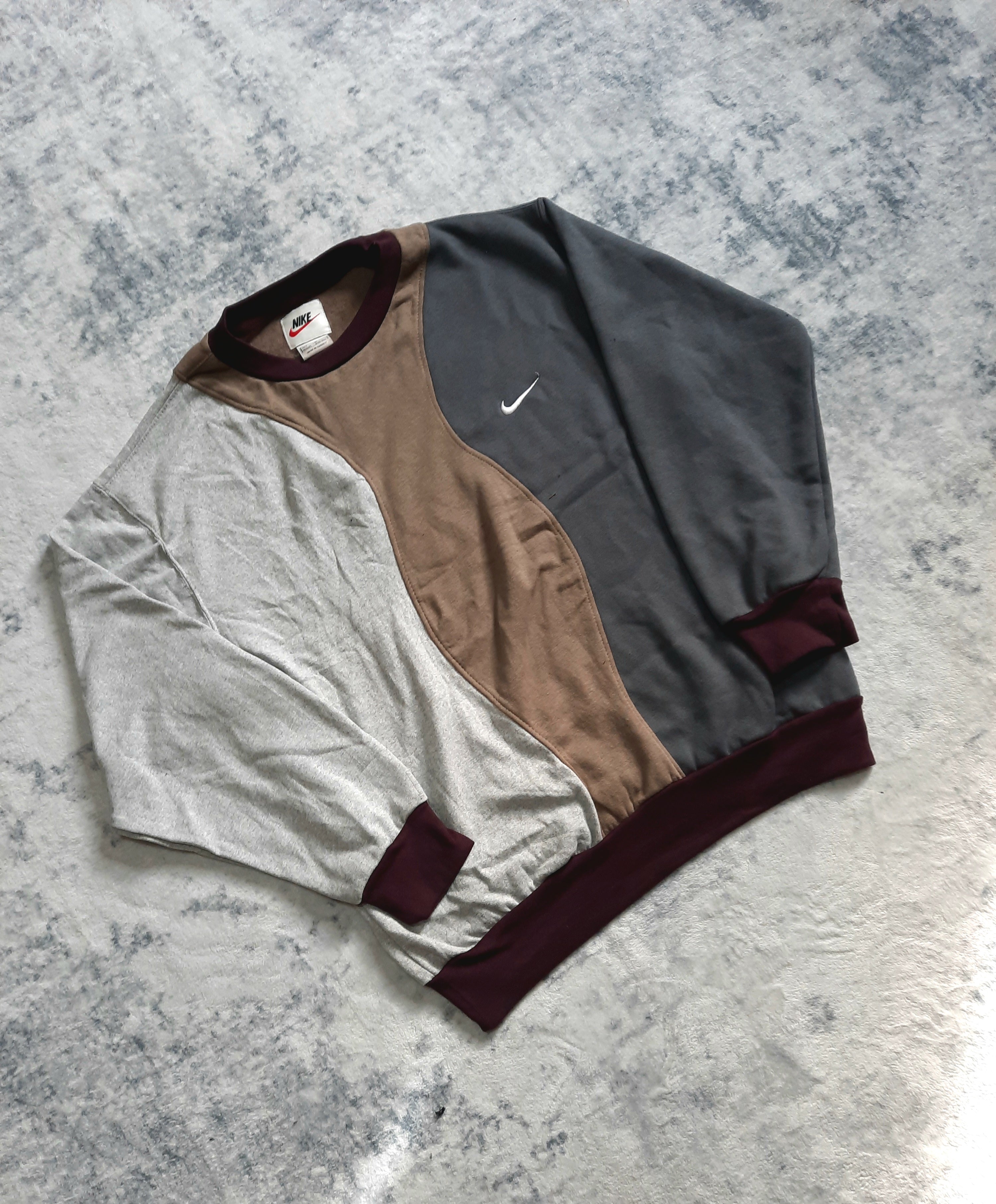 sweat nike retro dark grey, brown and white M
