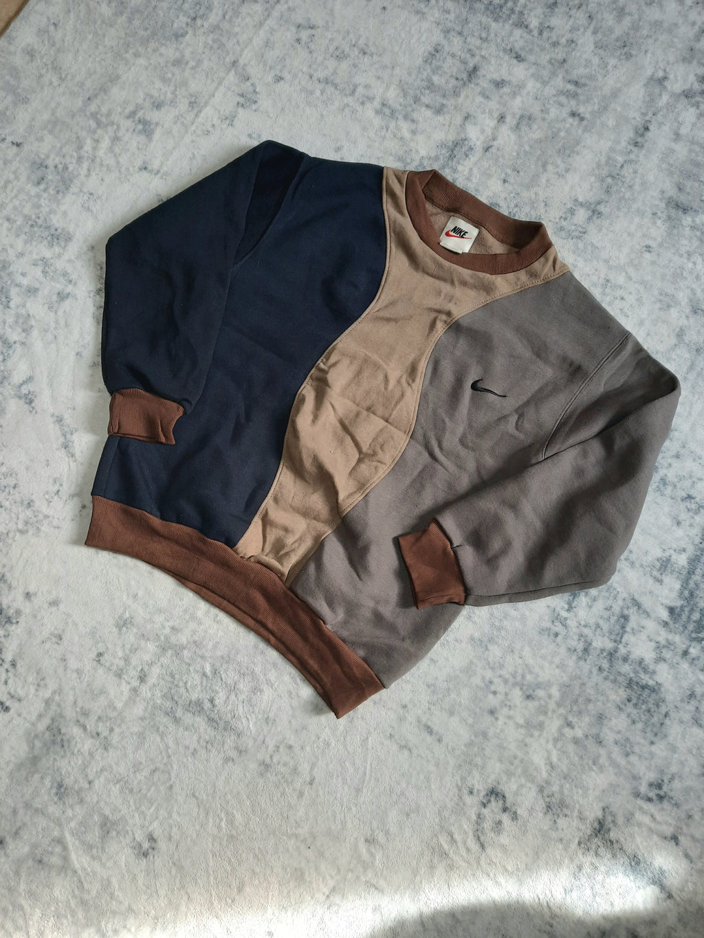 sweat nike retro grey, brown and black S