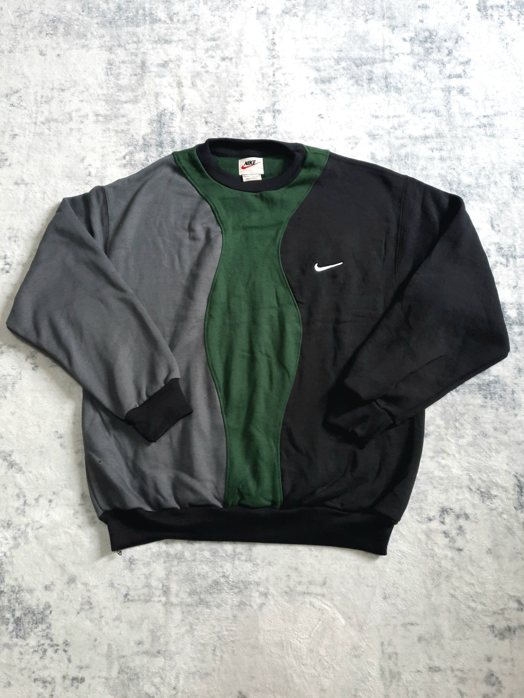 sweat nike retro black, green and grey L