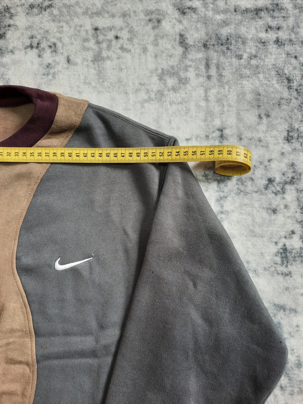 sweat nike retro dark grey, brown and white M