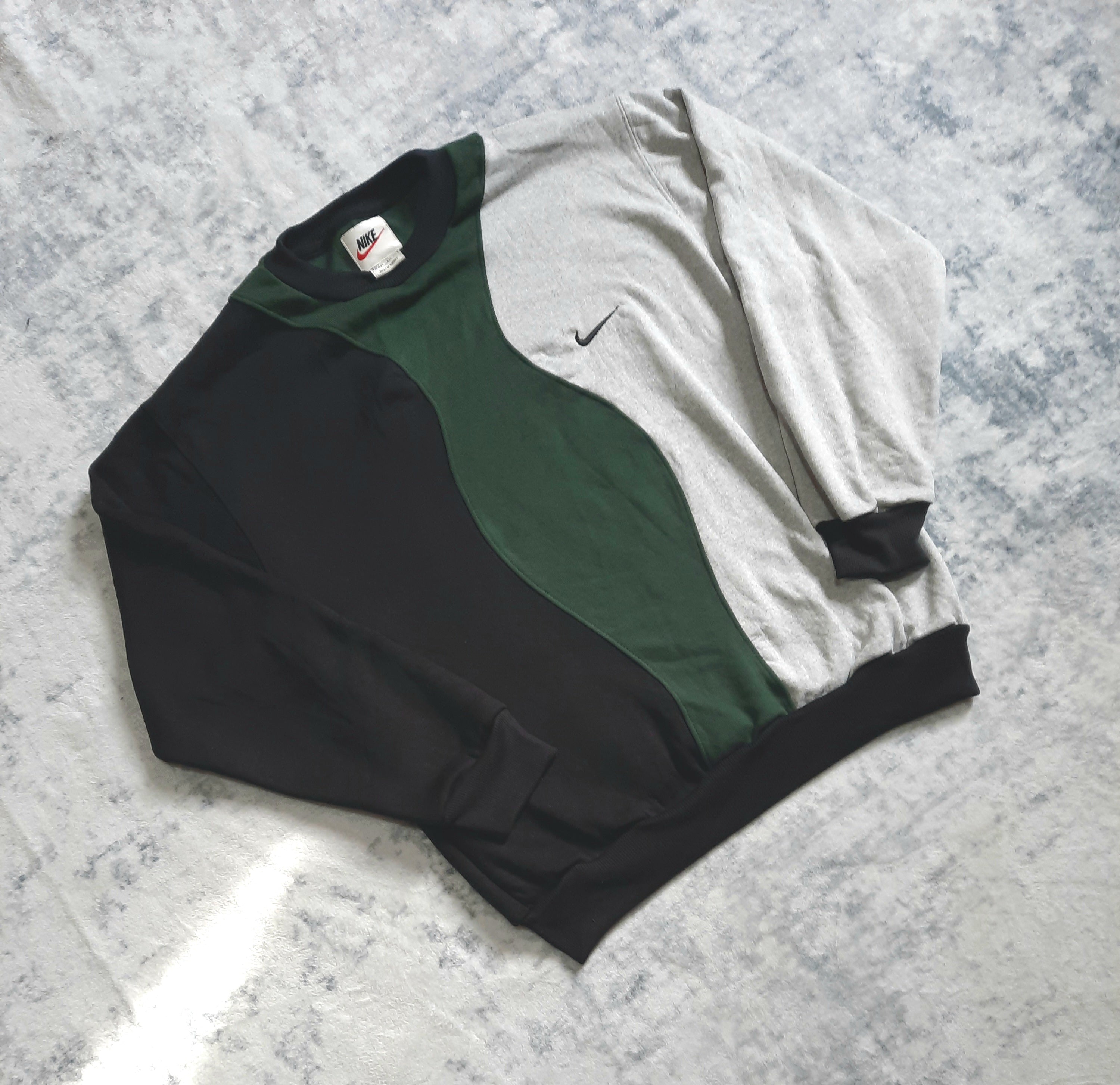 Sweat Nike retro white, green and black M