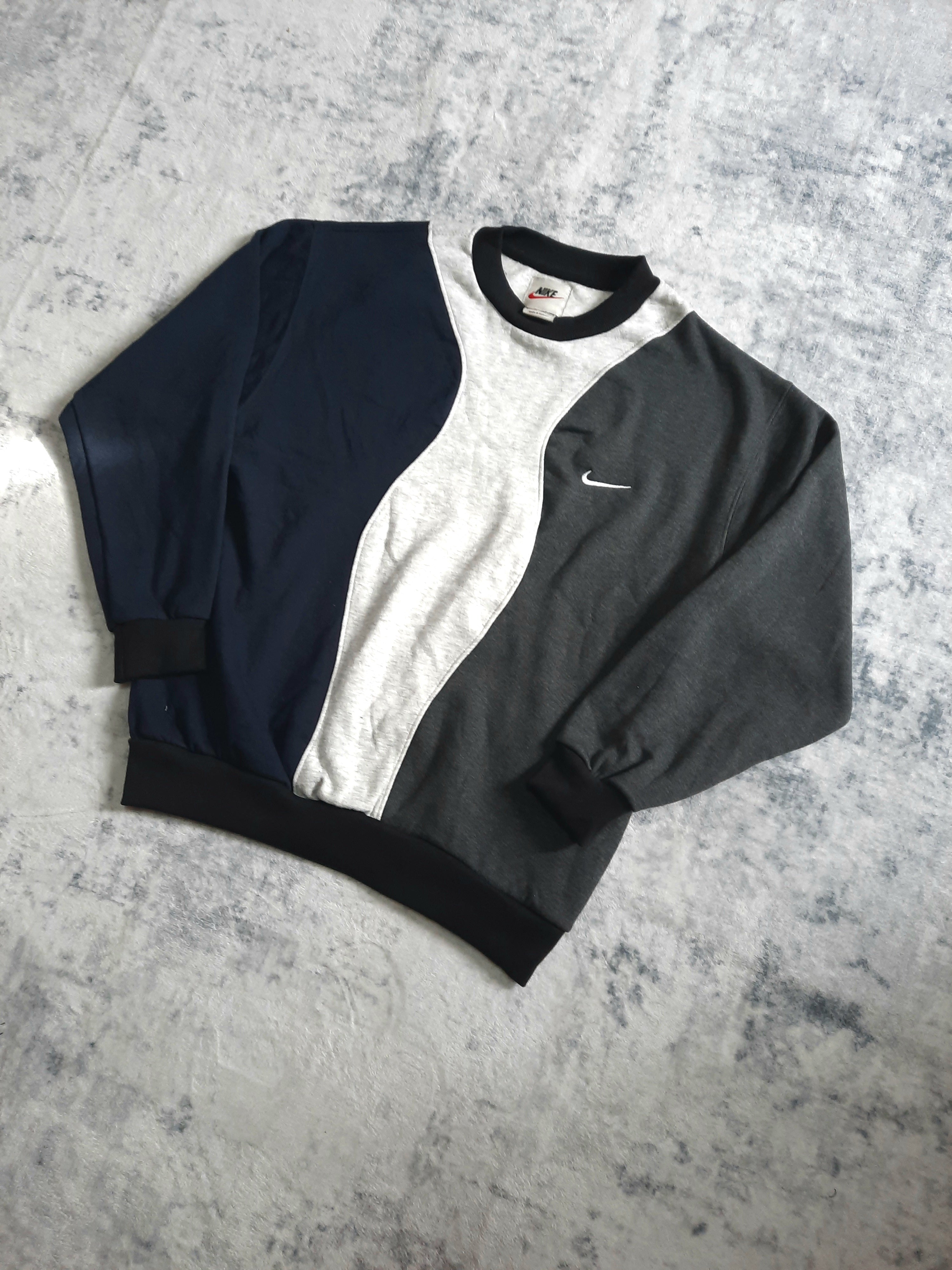 sweat nike retro grey, white and black M
