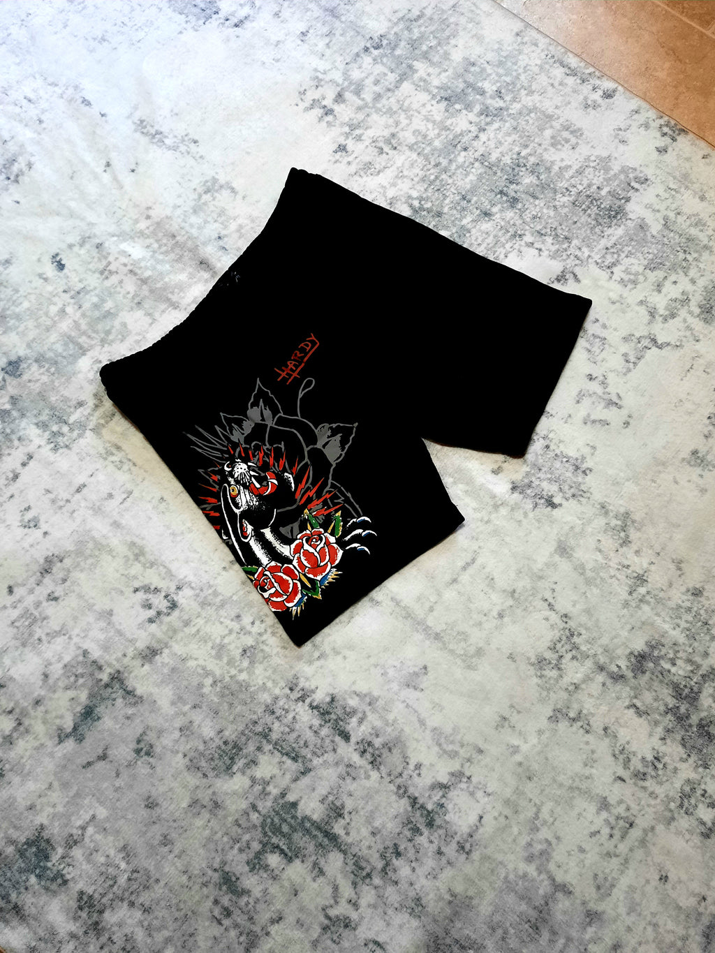 ed hardy shorts black and red XL