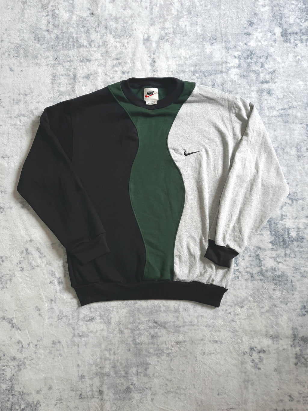 Sweat Nike retro white, green and black M
